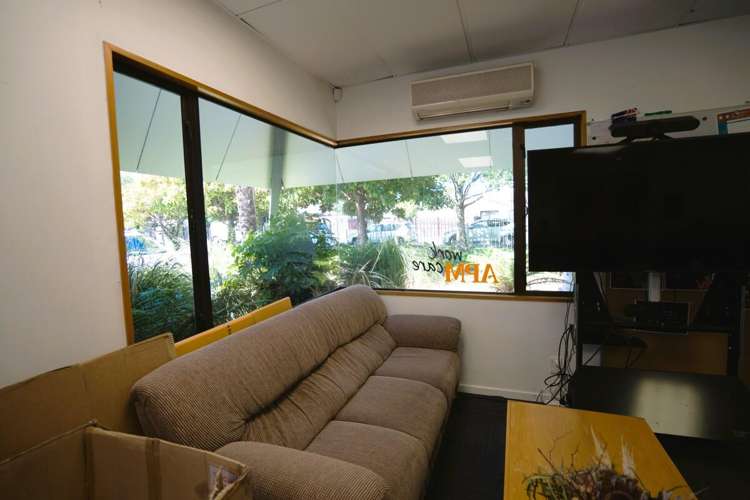 3/25 Churchill Street City Centre_11