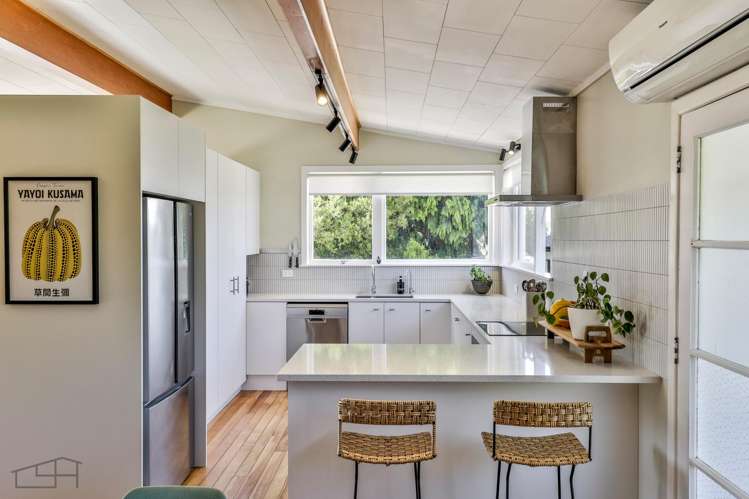 87 Stottholm Road Titirangi_12