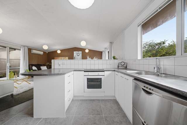 55 Leybourne Circle Wai O Taiki Bay_2