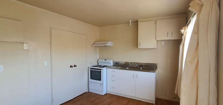 1E School Road 2634_1