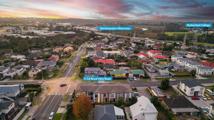 5/1a Royal View Road Te Atatu South_20