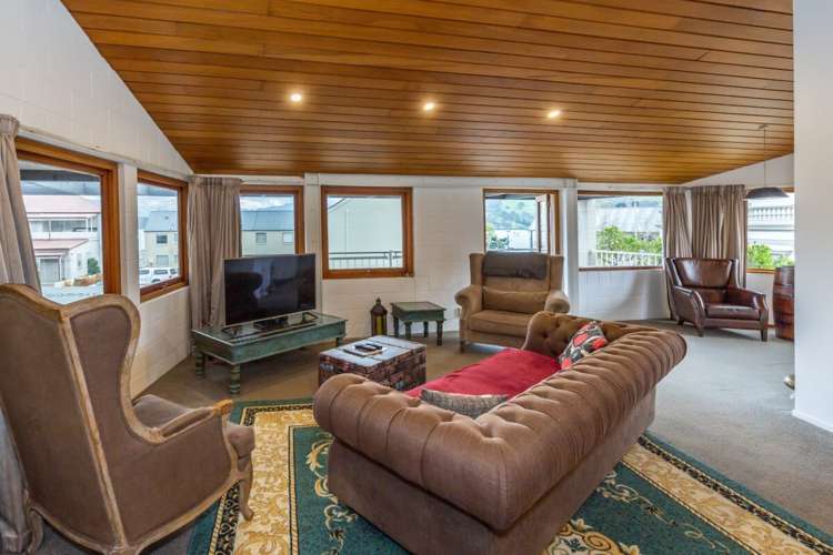 2 Aubrey Street Akaroa_9