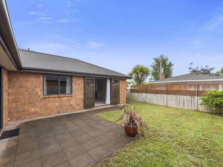 149 Galloway Street Hamilton East_14