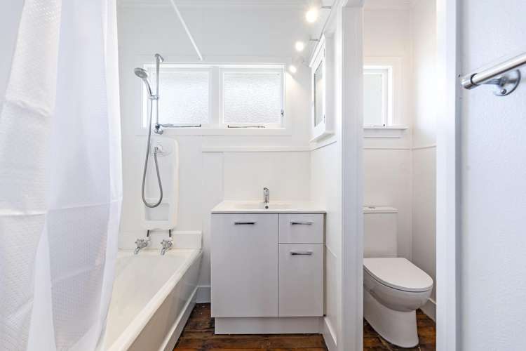 6 Whiteley Street Moturoa_14