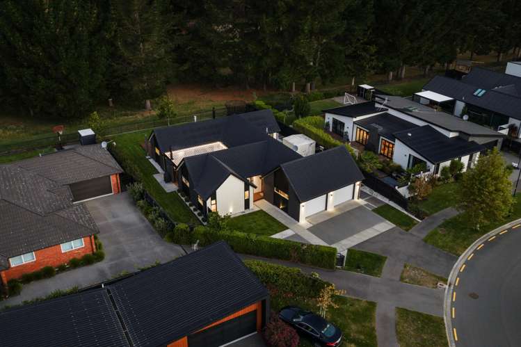 19 Kohunga Crescent Bottle Lake_29