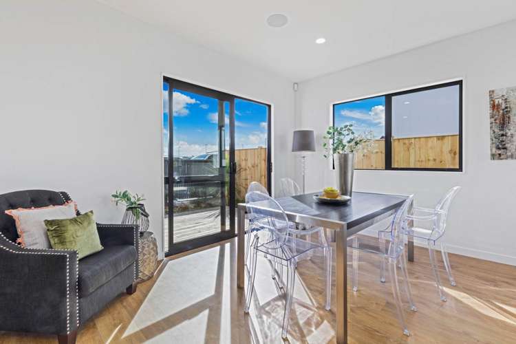 8 Green Bamboo Road Hobsonville_9