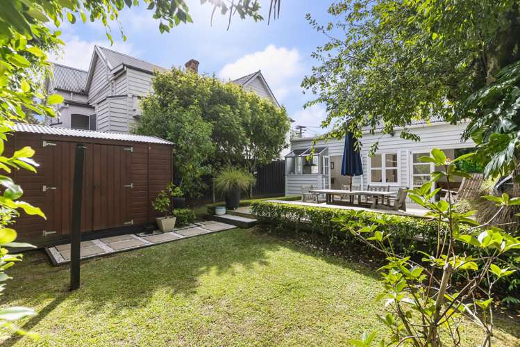 21 Carlton Gore Road Grafton_21