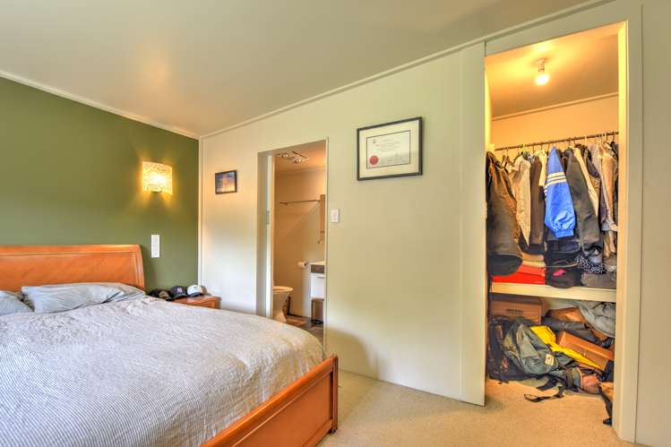 24 Walker Street Gore Surrounds_9