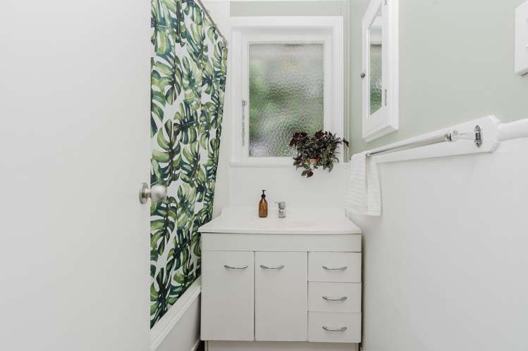 45 Yeats Crescent Fairfield_9