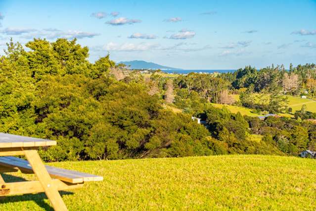 Bush Haven with 360° Coastal & Township Views