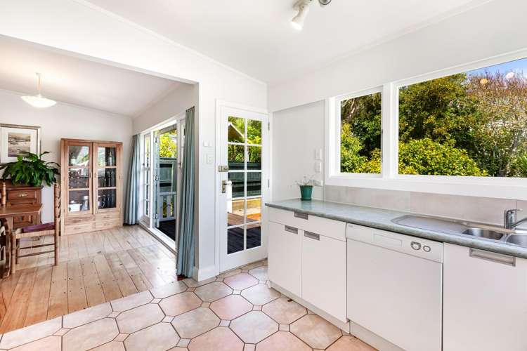 98 Campbell Street Karori_14