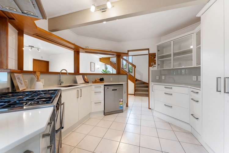16 Braemar Road Castor Bay_12