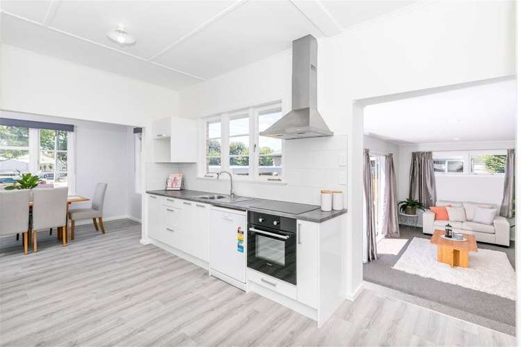 2 Old Farm Road Hamilton East_1