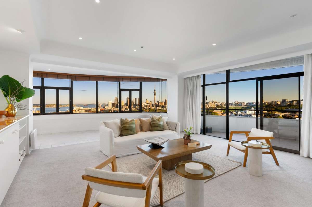 10/10 Shelly Beach Road_0