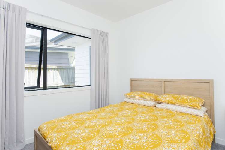 53 Lytton Road Riverdale_12