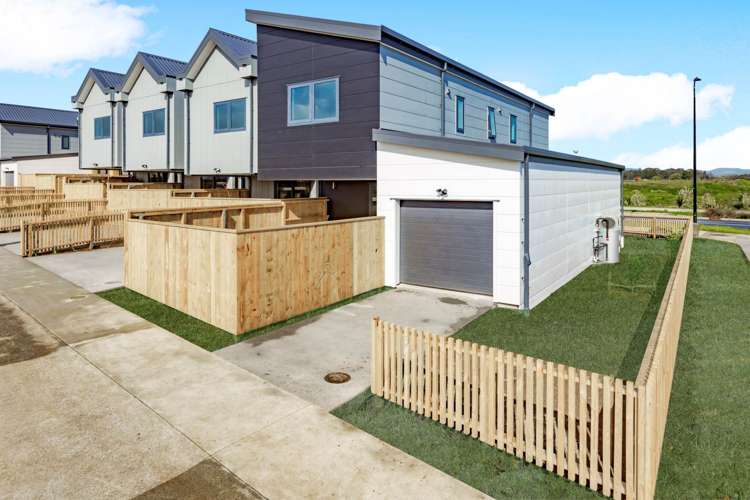 49 Otuwairoa Esplanade Opaheke_18