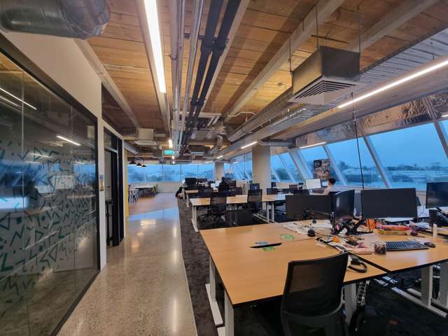 Level 2/33-45 Hurstmere Road Takapuna_2