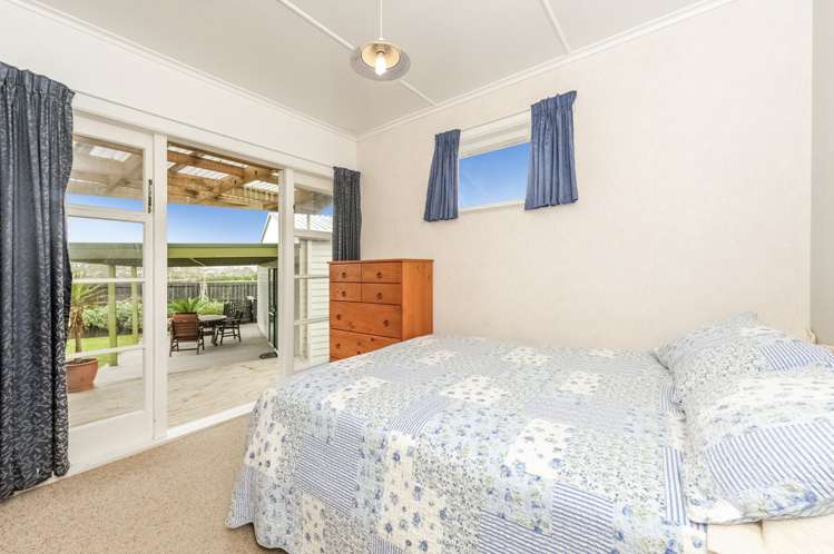 15 Ingleby Place Kelston_8