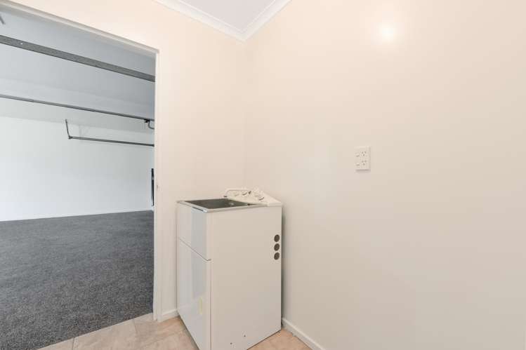 11 Otia Drive Richmond_12