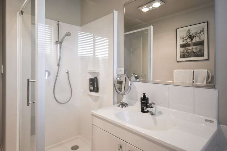 38 Riverholm Drive Mangakakahi_10