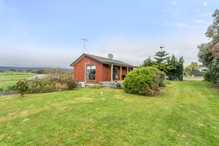 28 Kitchener Street Te Horo_4