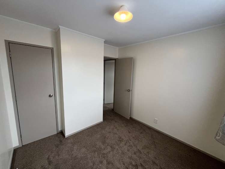 1/220 Waitemata Drive Ranui_9