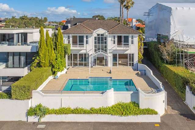 Buyers pay nearly $10m for Auckland mansion they’ll likely demolish