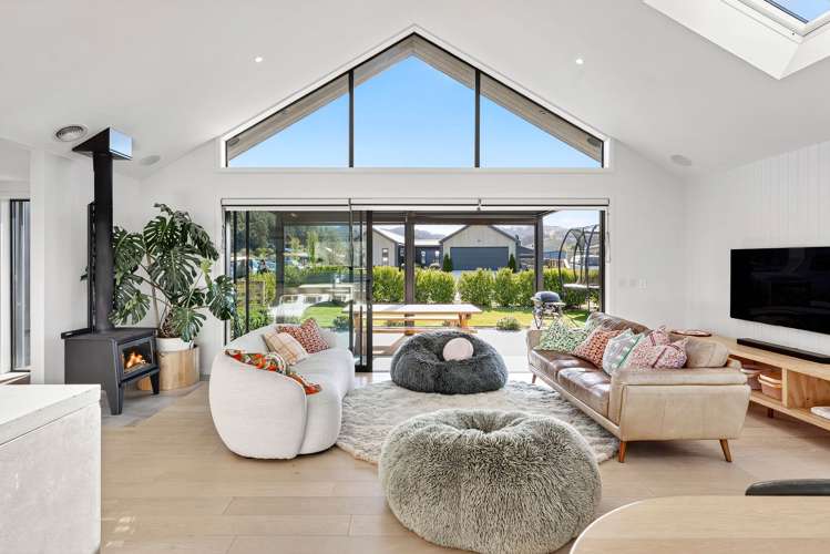 32 Cooper Crescent Luggate_10