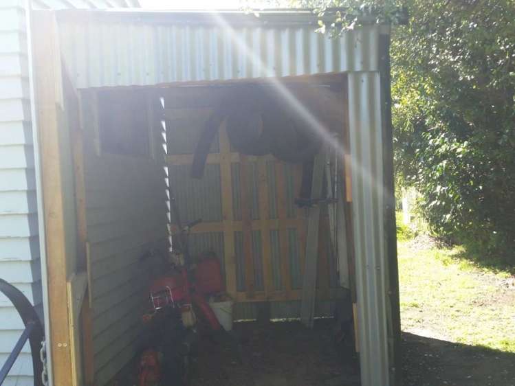 82 Invergarry Road Hilltop_11