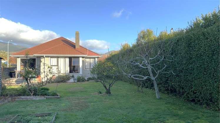 37 Weka Street 1947_8