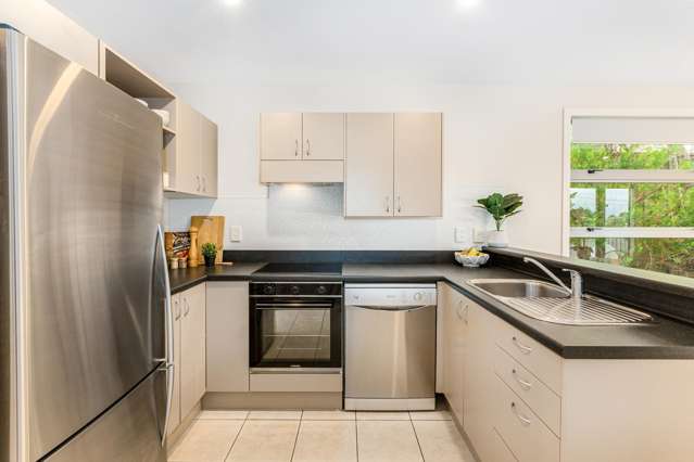 2A Hillary Street Tawa_1