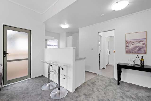 1/42 McDougall Street Manurewa_2