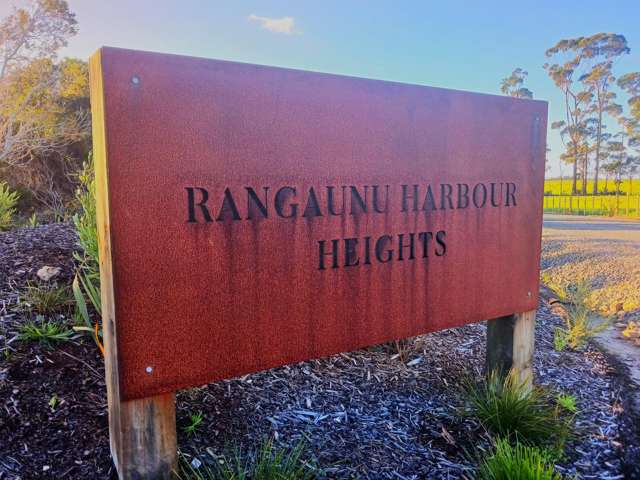 Eco Living in Kaingaroa - Rangaunu Subdivision!