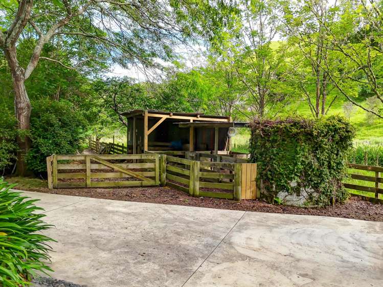 82 Thompsons Road Okoia_21