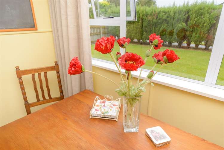 27 Holland Crescent Bulls_20