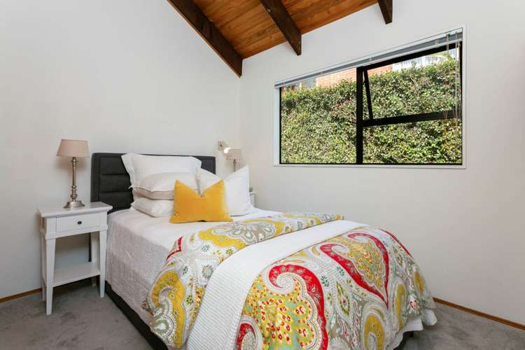 141a The Drive Epsom_23