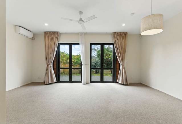 26/11 The Avenue Albany_3