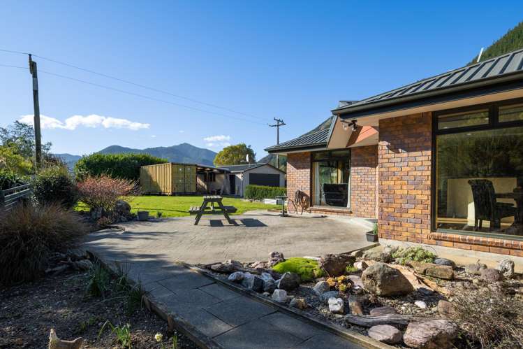 158 Wakamarina Road Havelock_8