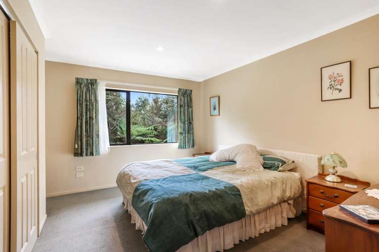 122 Parker Road Oratia_16