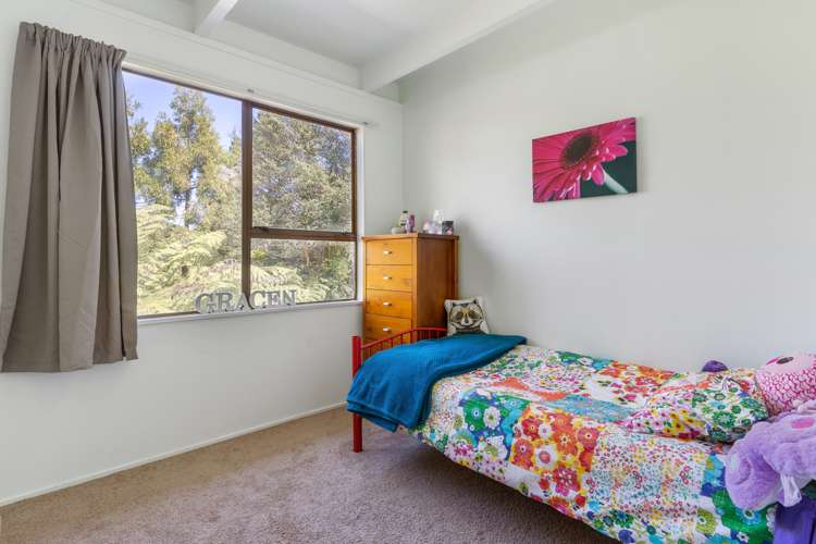 24 Ragley Street Titirangi_13