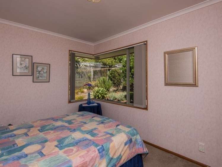 14 Idesia Grove Richmond_10