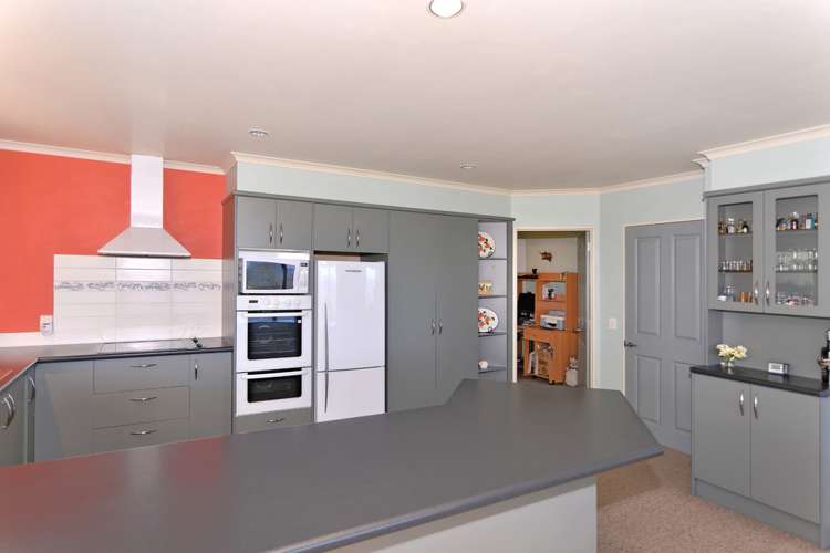 27 Hillplough Heights Richmond_13