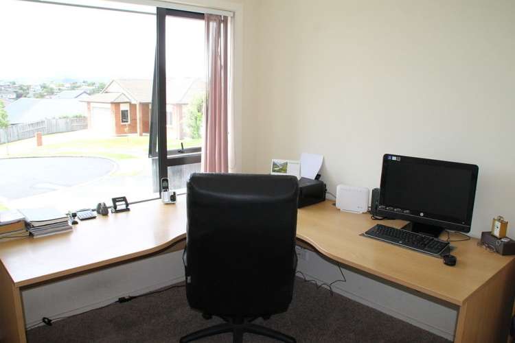 11 Dumfries Place Pyes Pa_5