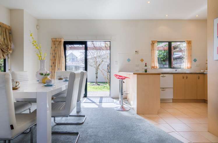 1/8 Tuscany Way Te Atatu Peninsula_13