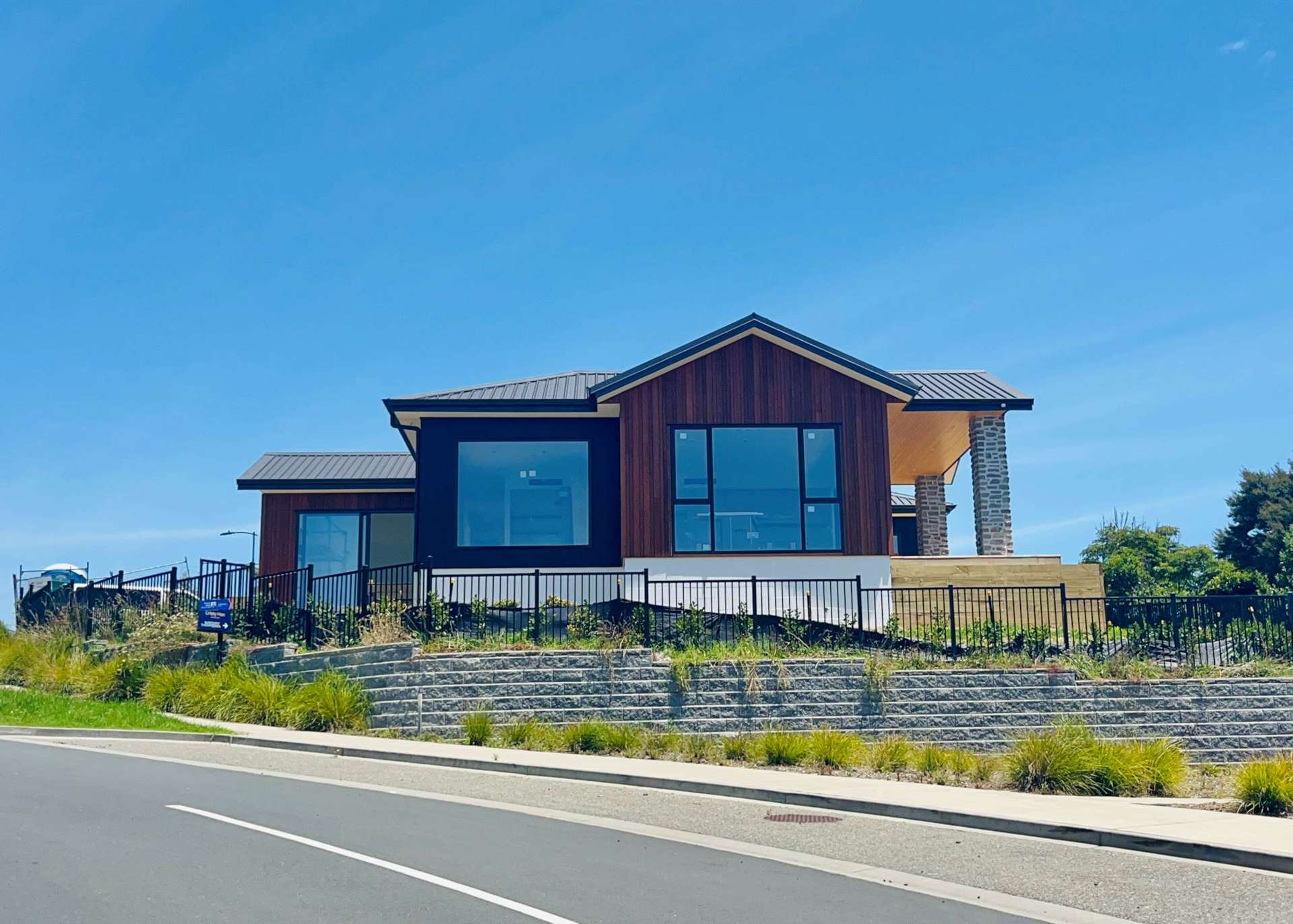 2 Anehana Place Stanmore Bay_0