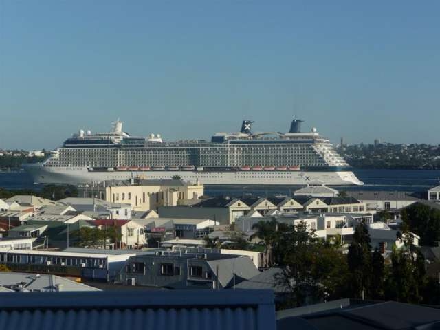 2/9 Calliope Road Devonport_2