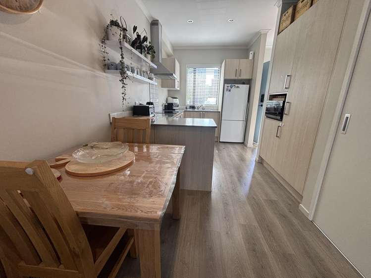 21 Kerewhenua Crescent Hobsonville_8