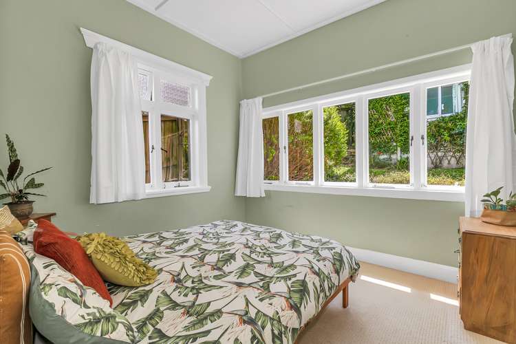 13 Mount Royal Avenue Mount Albert_12