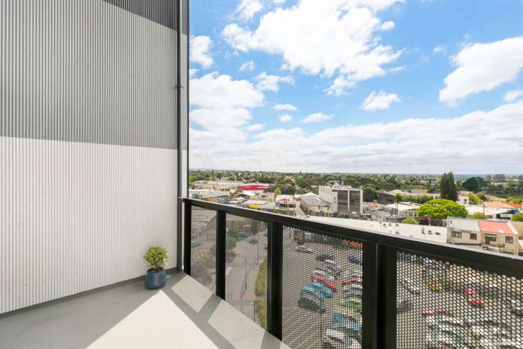 616/38 Mccrae Way New Lynn_4