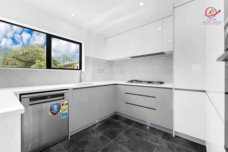 9d John Street Mangere East_10